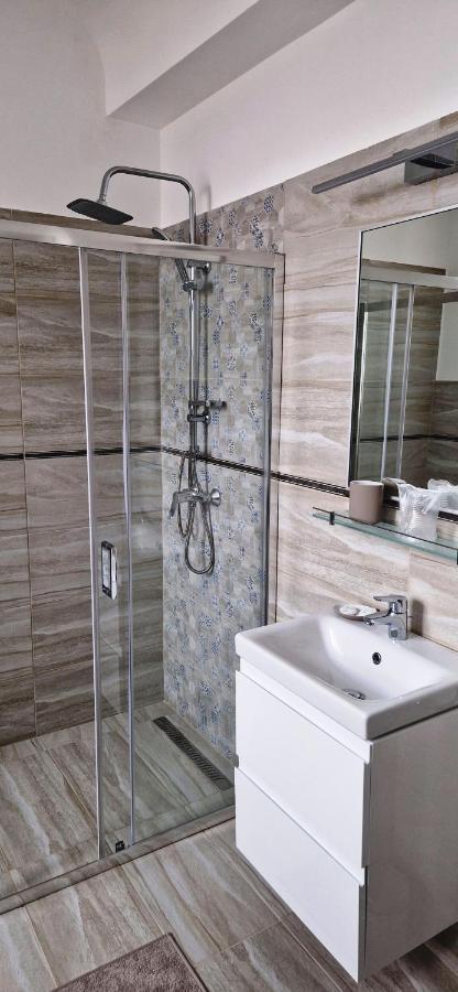 Hotel Triumf Bukareszt Zewnętrze zdjęcie